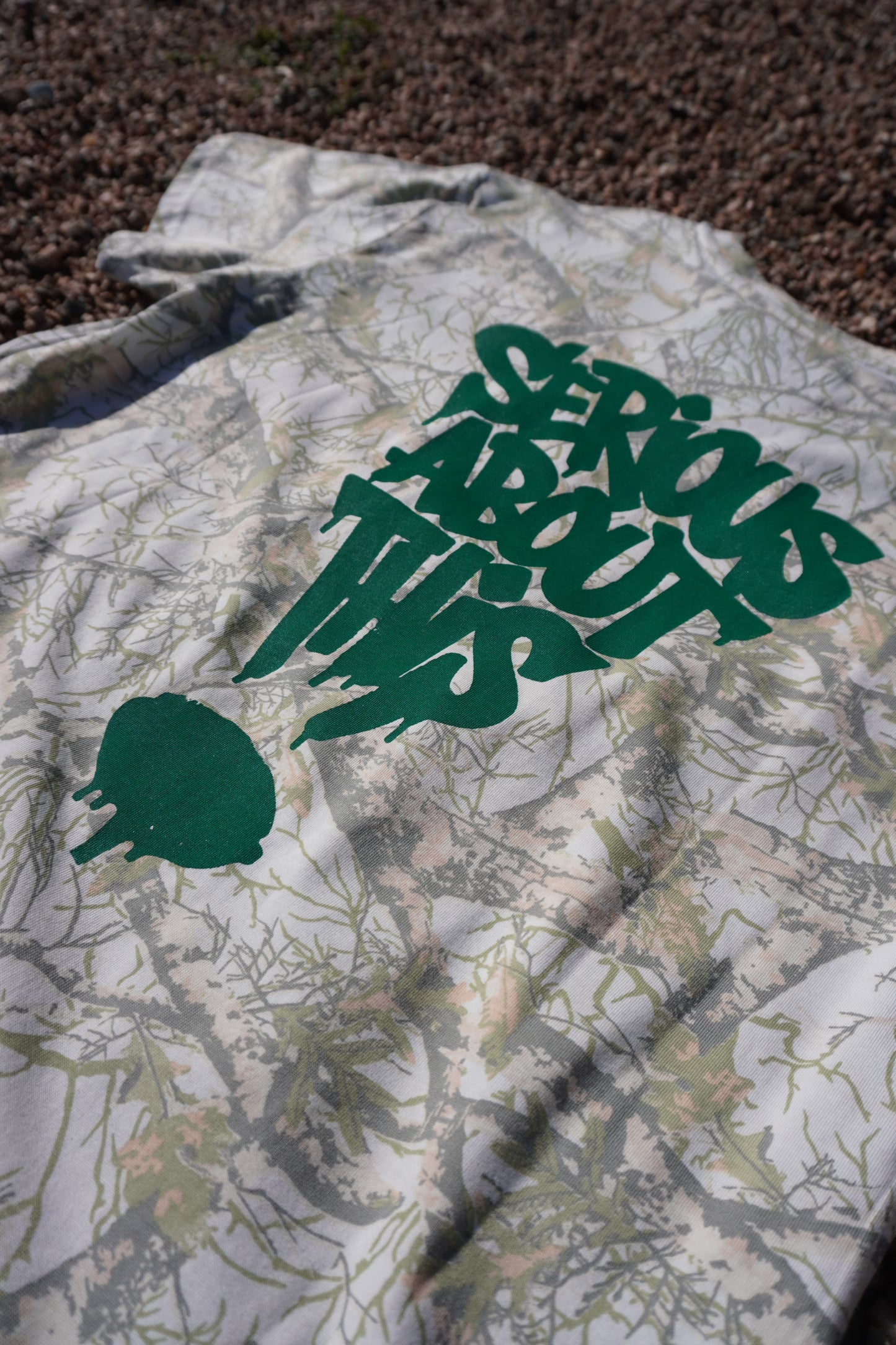 “!” - mossy oak Camo t shirt
