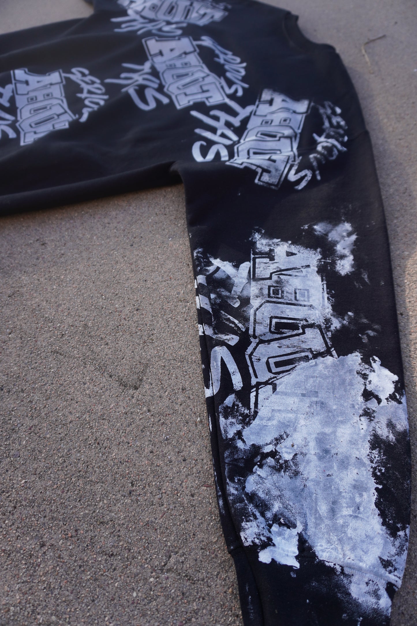 CUTTIN UP crewneck